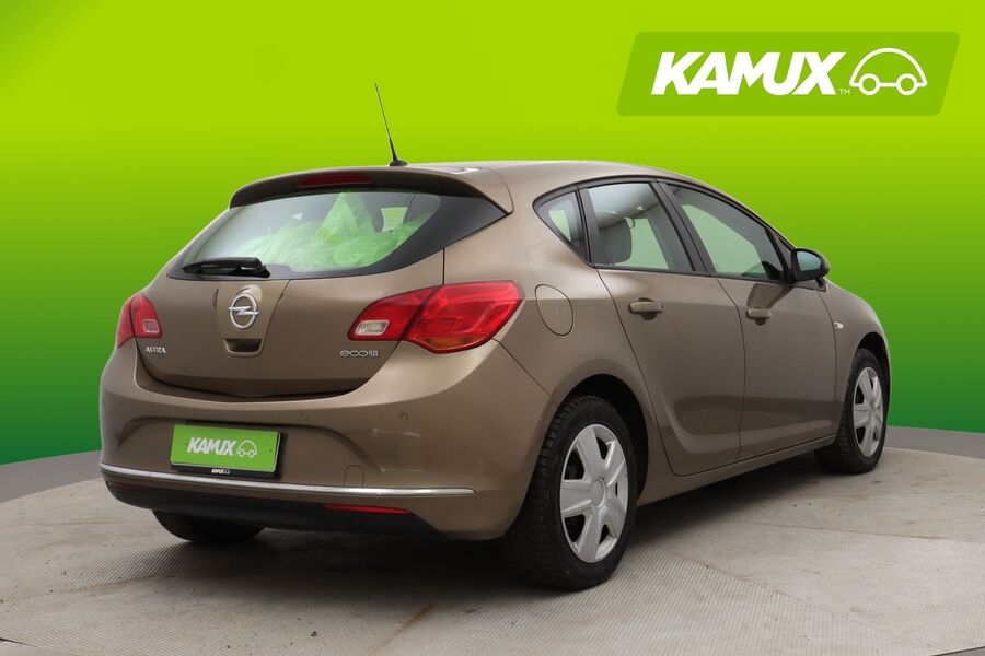 Opel Astra vaihtoauto