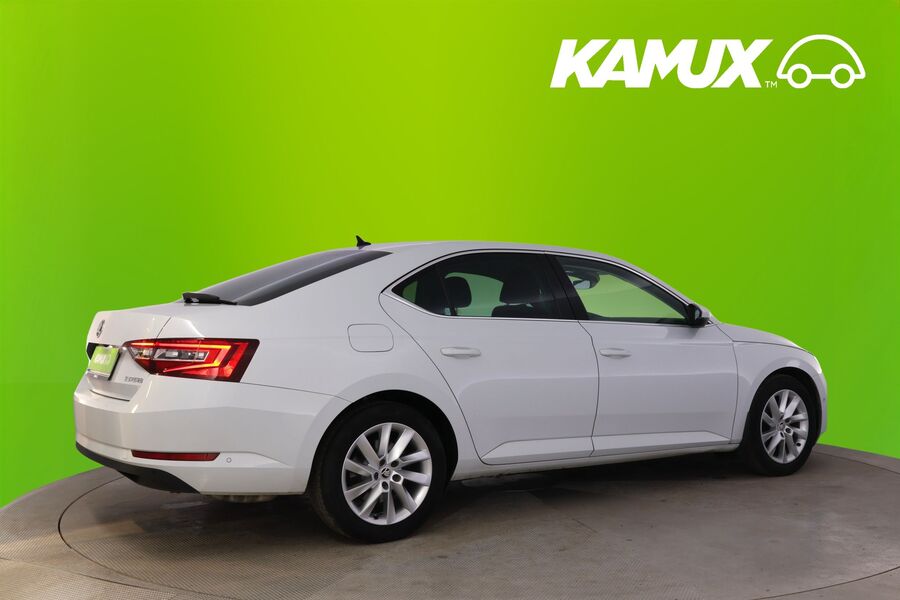 Skoda Superb vaihtoauto
