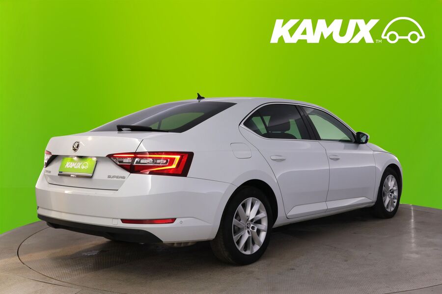 Skoda Superb vaihtoauto
