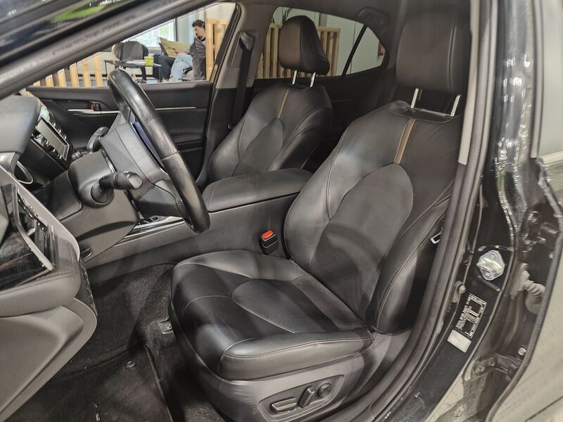 Toyota Camry vaihtoauto