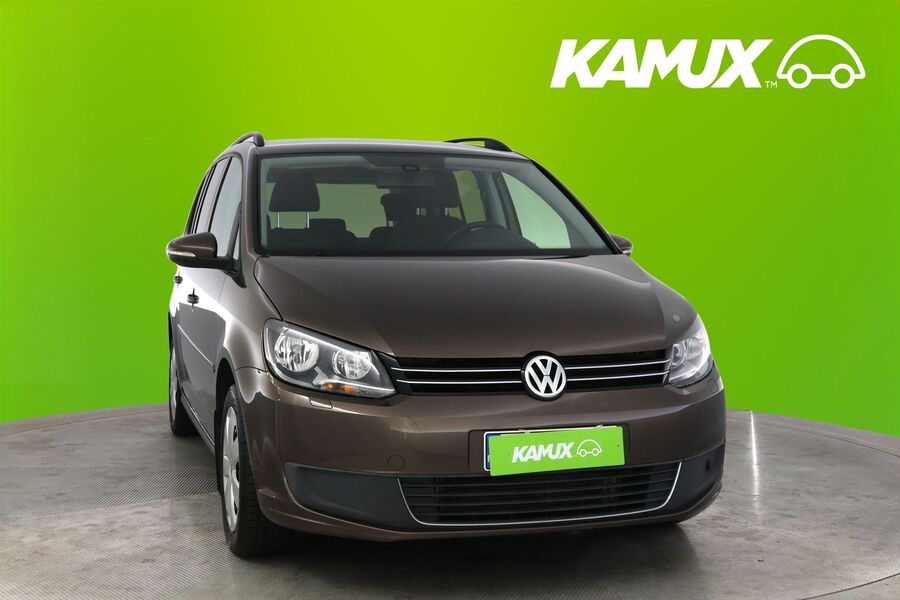 Volkswagen Touran vaihtoauto