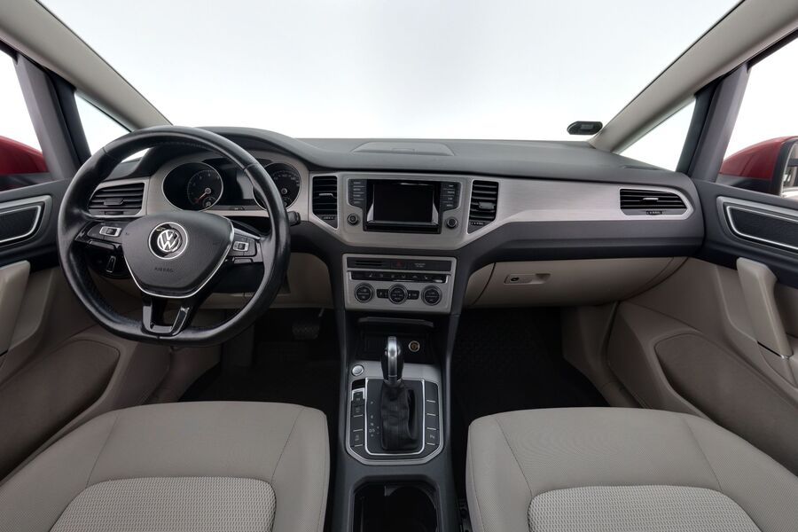 Volkswagen Golf Sportsvan vaihtoauto