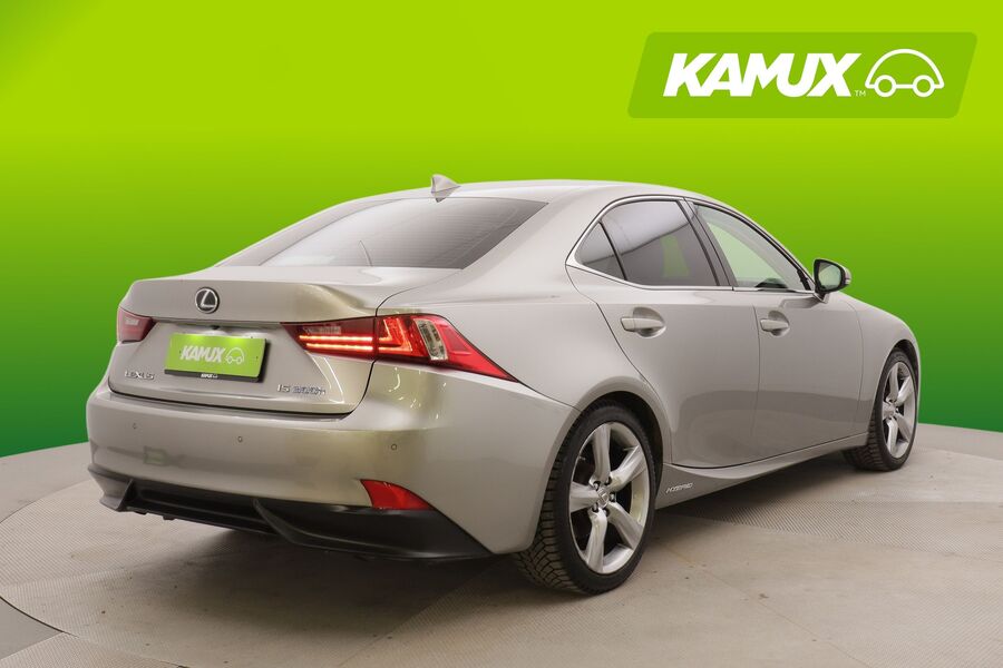 Lexus IS vaihtoauto