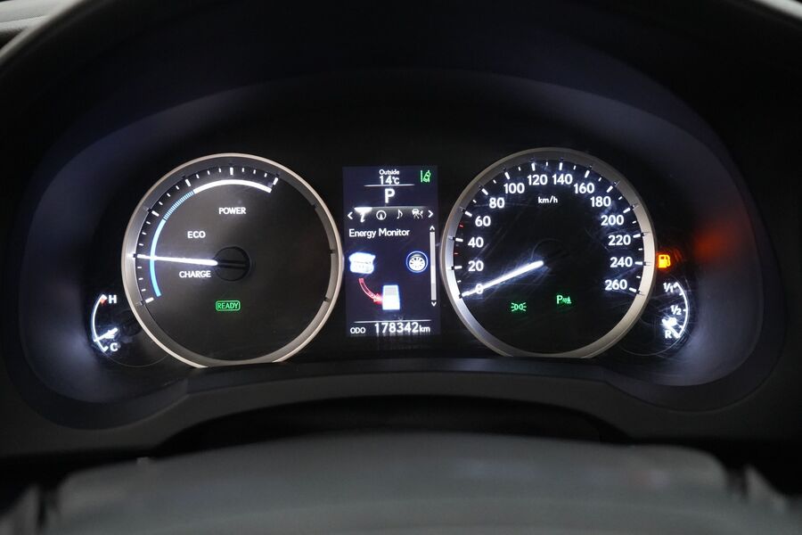Lexus IS vaihtoauto