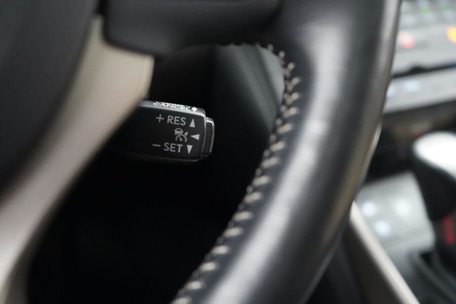 Lexus IS vaihtoauto