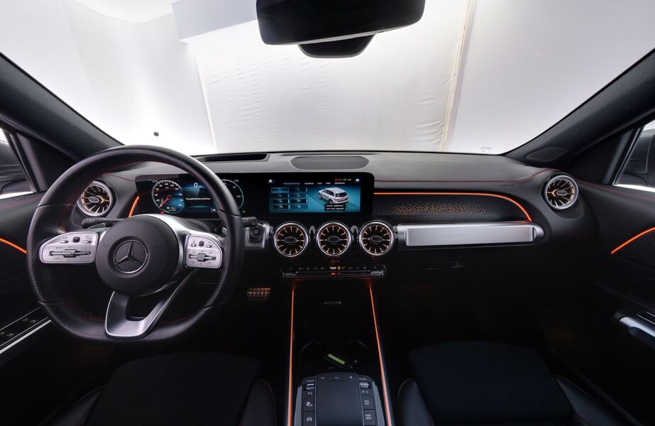 Mercedes-Benz EQB vaihtoauto