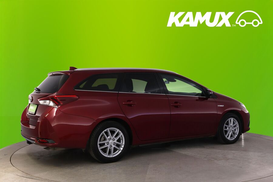 Toyota Auris vaihtoauto