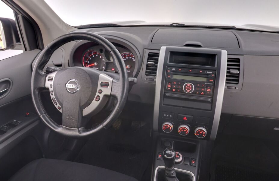 Nissan X-Trail vaihtoauto