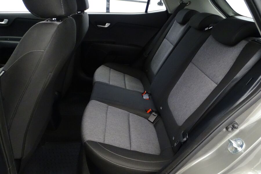 Kia Stonic vaihtoauto