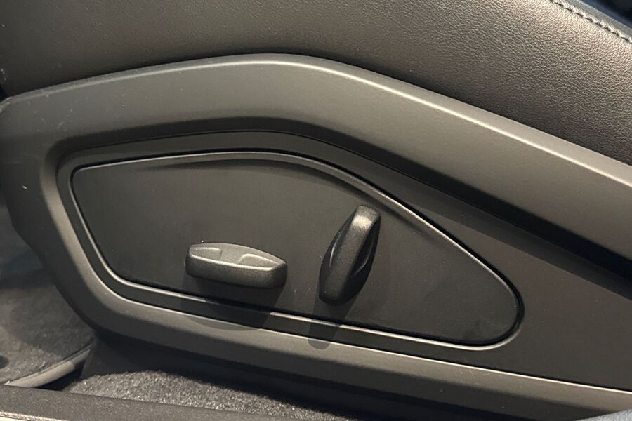 Porsche Taycan vaihtoauto