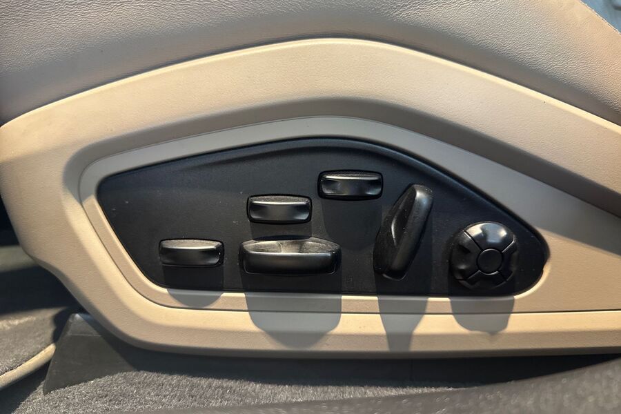 Porsche Taycan vaihtoauto