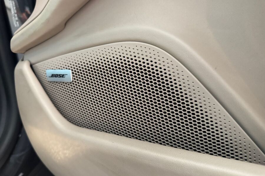 Porsche Taycan vaihtoauto