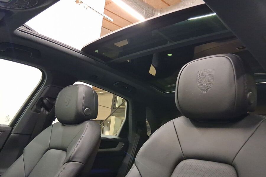 Porsche Cayenne vaihtoauto