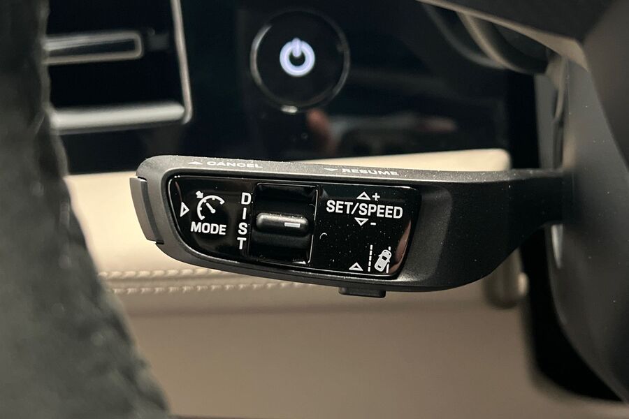 Porsche Taycan vaihtoauto