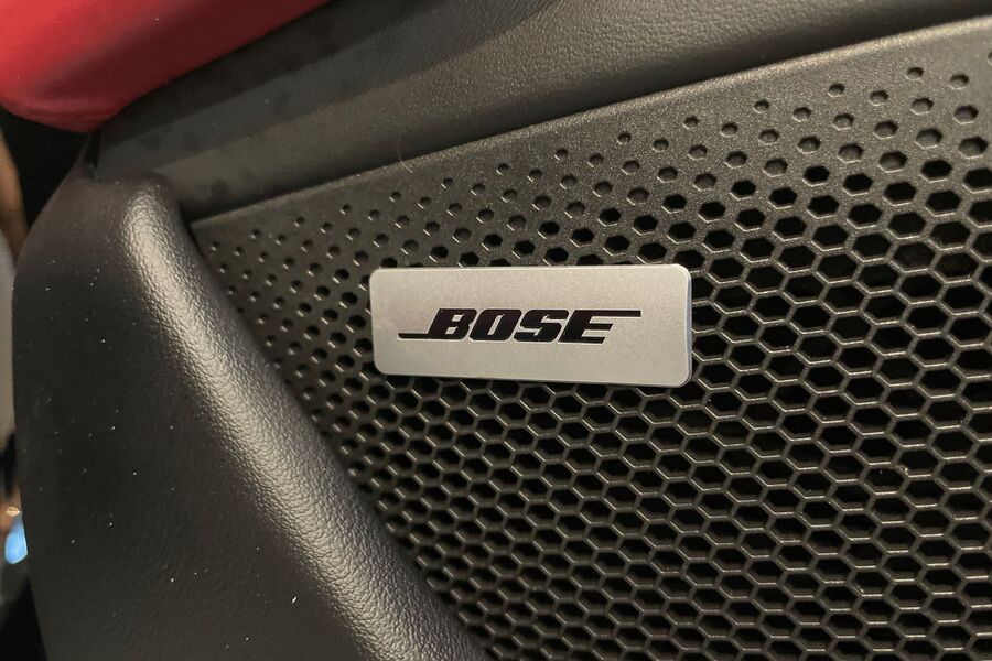 Porsche Taycan vaihtoauto