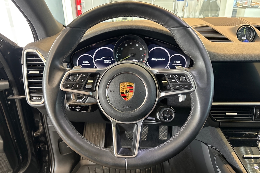 Porsche Cayenne vaihtoauto