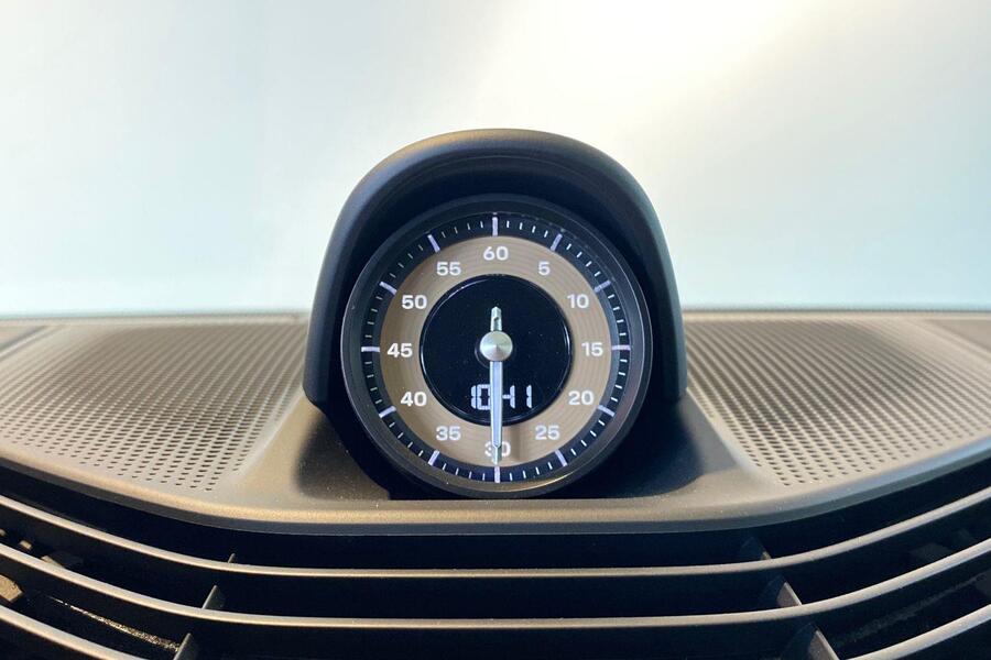 Porsche Taycan vaihtoauto