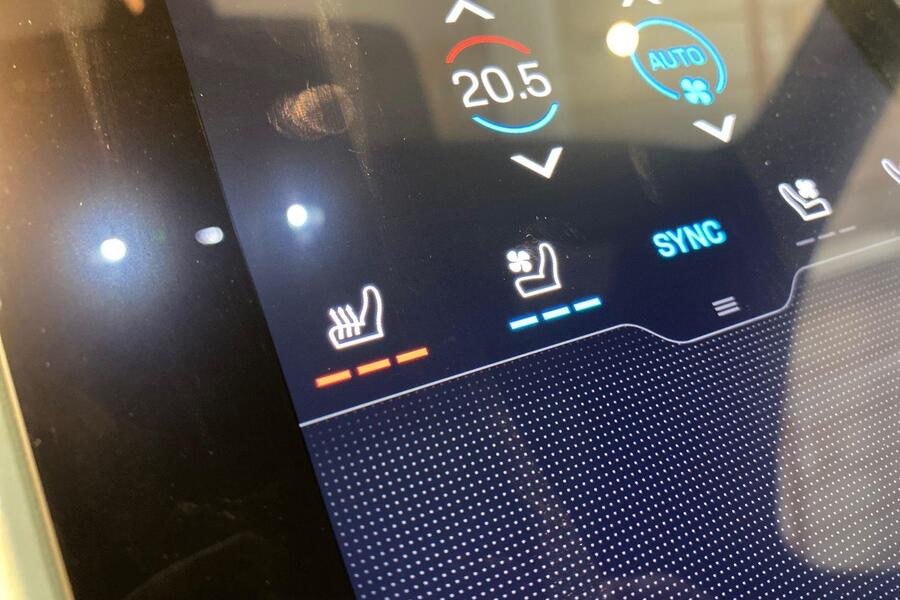 Porsche Taycan vaihtoauto