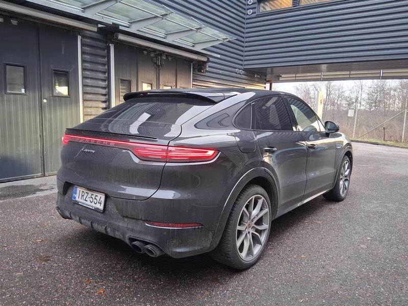 Porsche Cayenne vaihtoauto