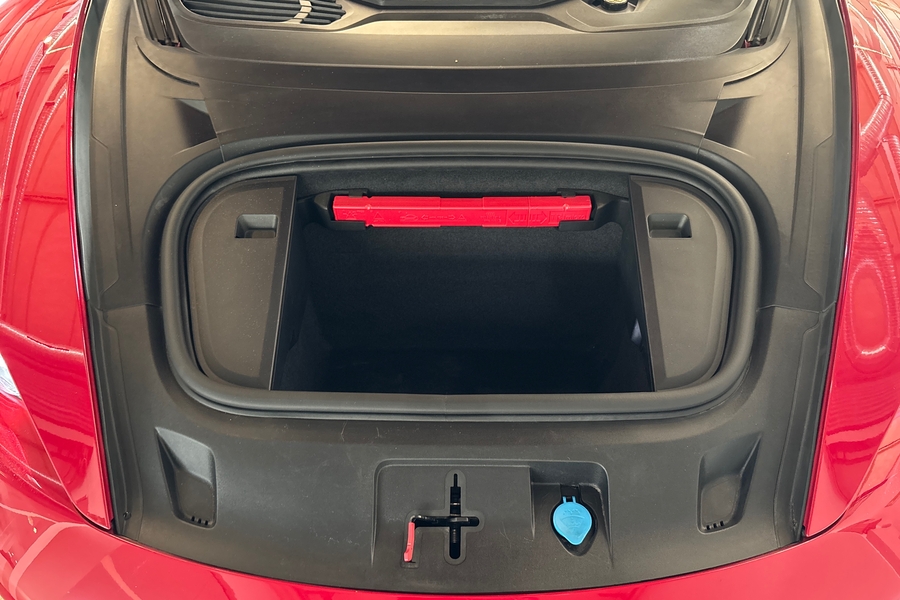 Porsche Taycan vaihtoauto