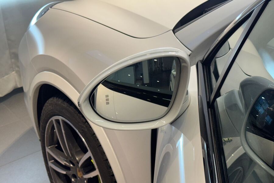 Porsche Cayenne vaihtoauto