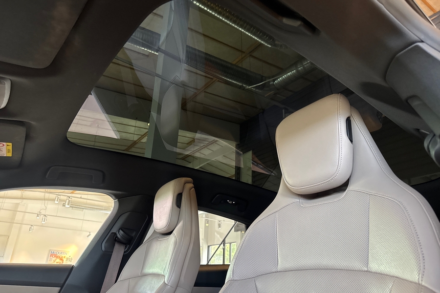 Porsche Taycan vaihtoauto