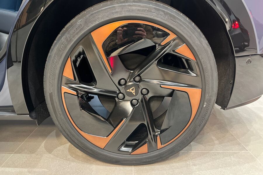 Cupra Tavascan vaihtoauto