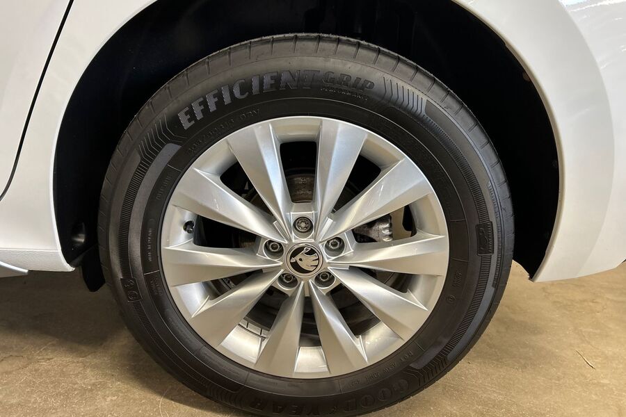 Skoda Kamiq vaihtoauto