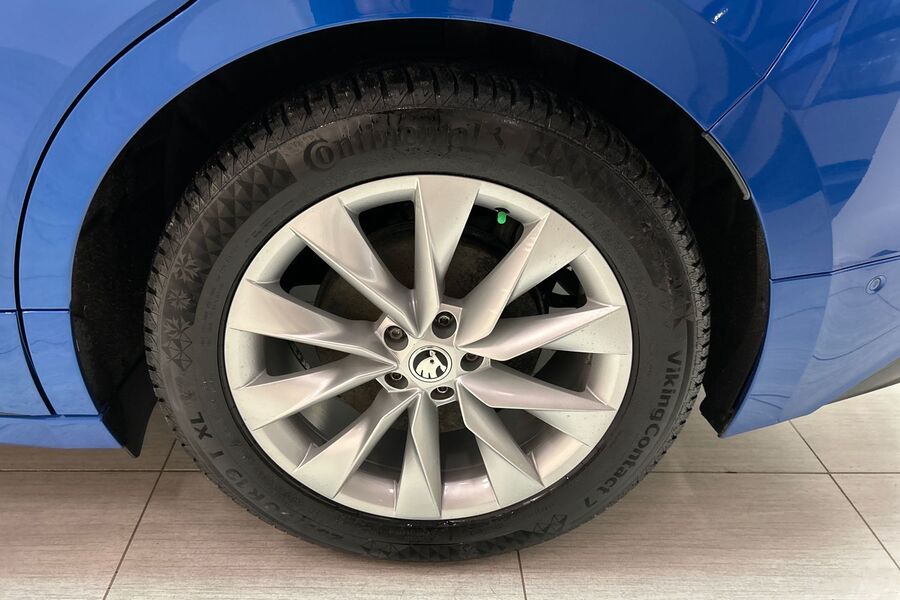 Skoda Enyaq vaihtoauto