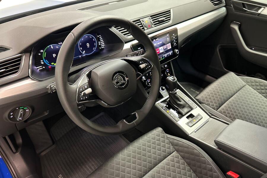 Skoda Superb vaihtoauto