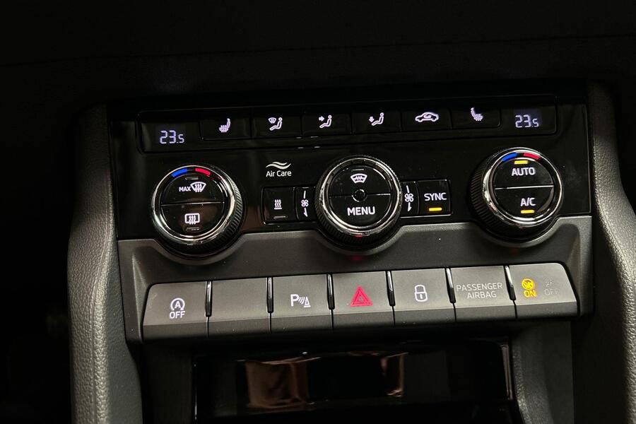 Skoda Karoq vaihtoauto