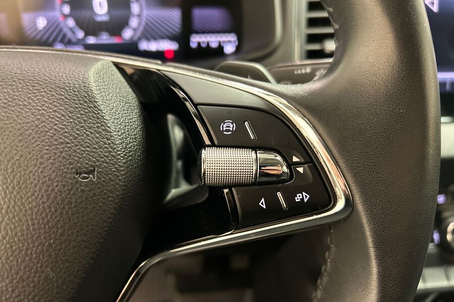 Skoda Karoq vaihtoauto