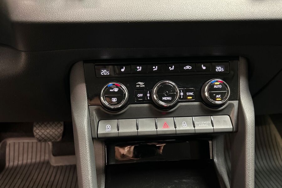 Skoda Karoq vaihtoauto