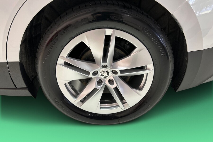 Skoda Enyaq vaihtoauto