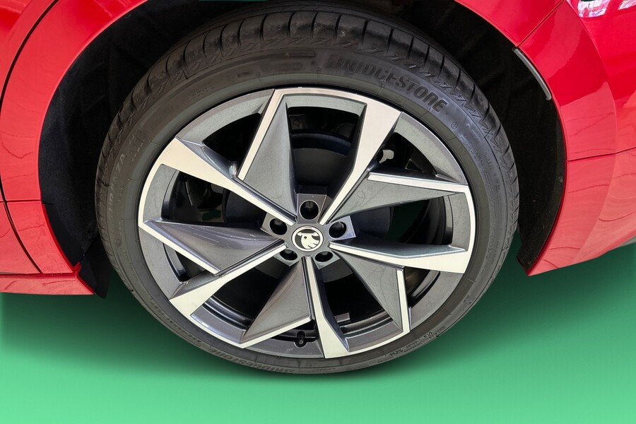 Skoda Enyaq vaihtoauto