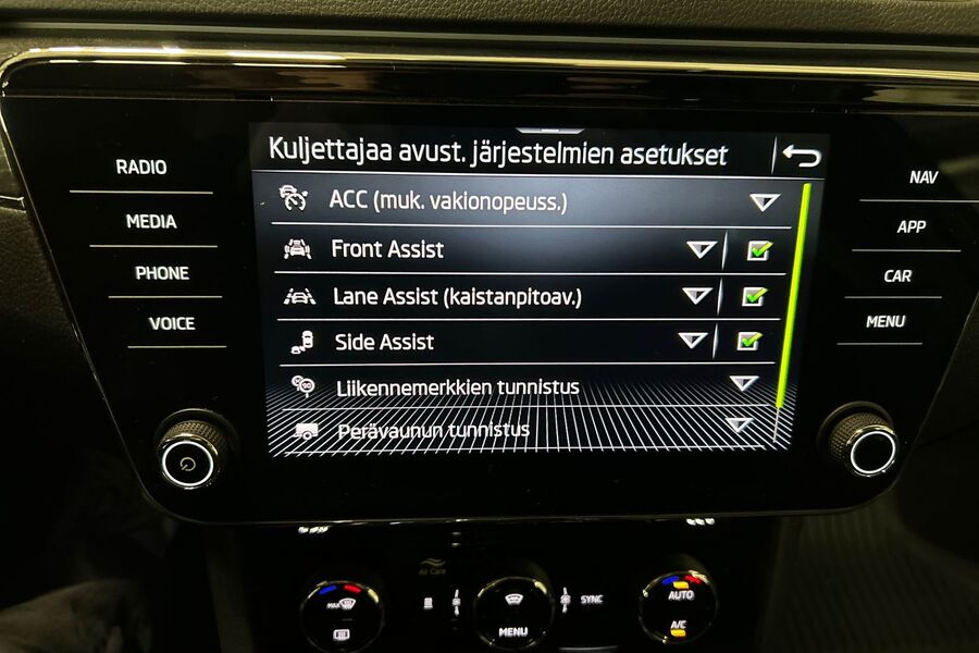 Skoda Superb vaihtoauto