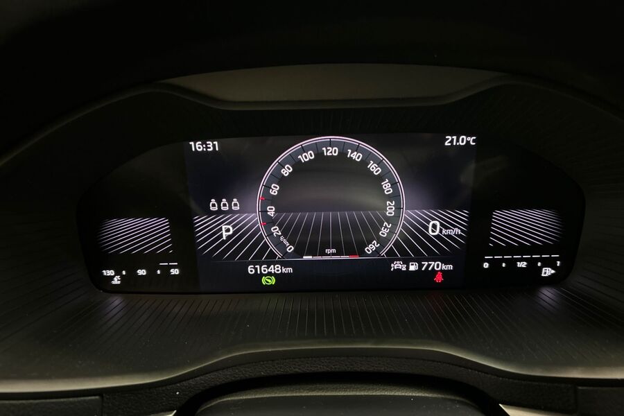 Skoda Karoq vaihtoauto