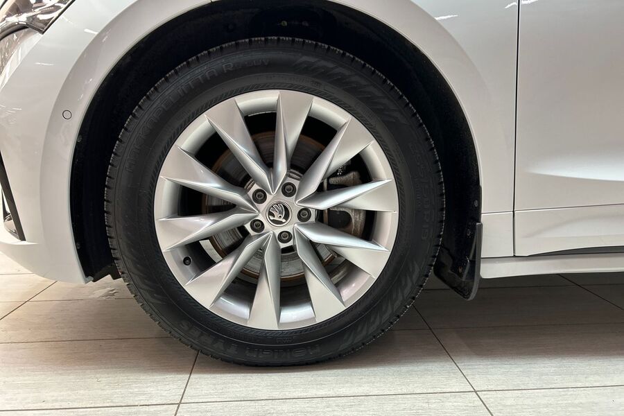 Skoda Enyaq vaihtoauto