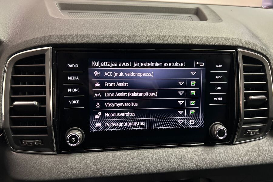 Skoda Karoq vaihtoauto