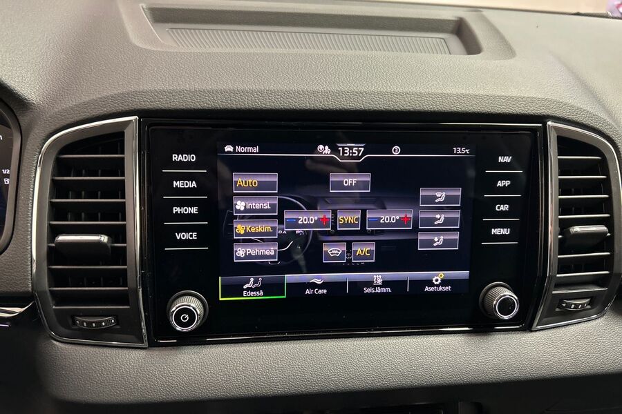 Skoda Karoq vaihtoauto