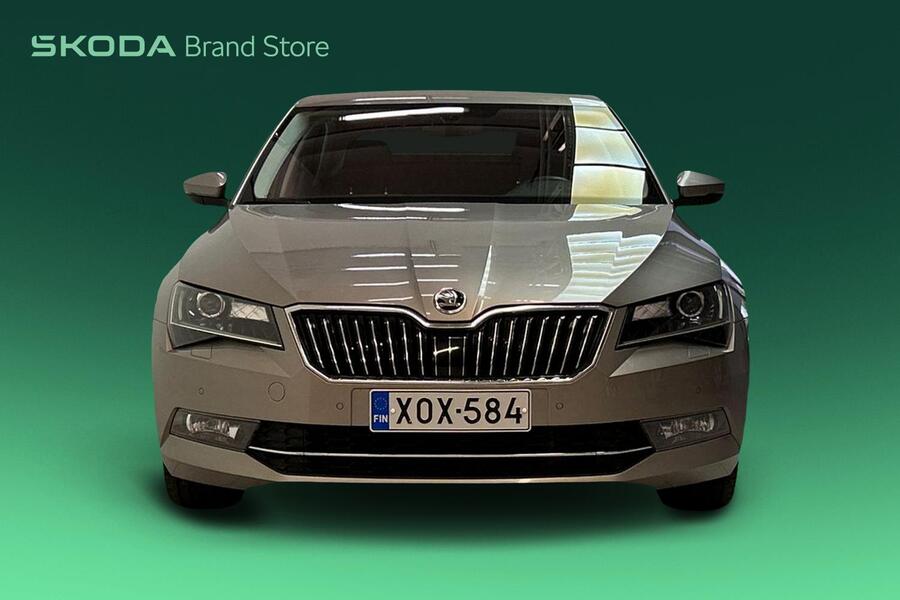 Skoda Superb vaihtoauto