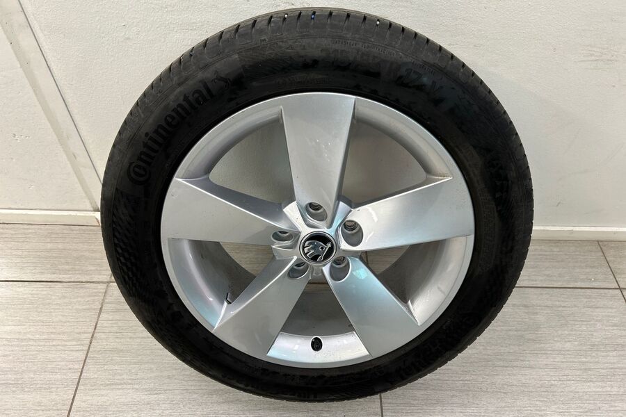 Skoda Karoq vaihtoauto