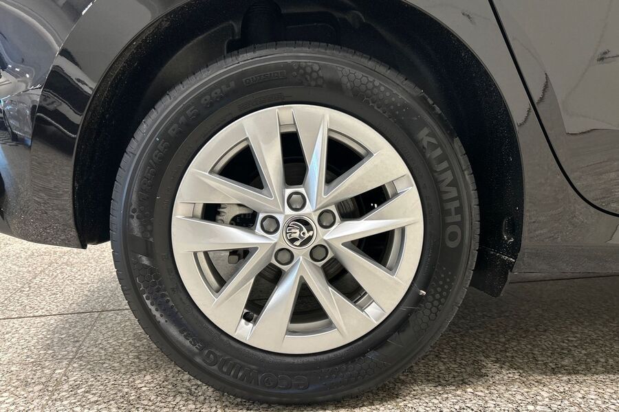 Skoda Fabia vaihtoauto