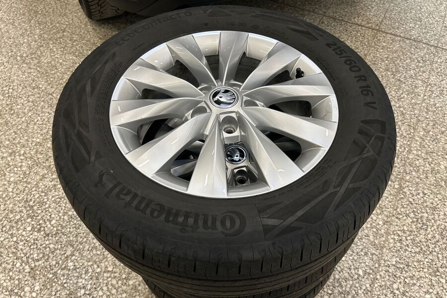 Skoda Karoq vaihtoauto