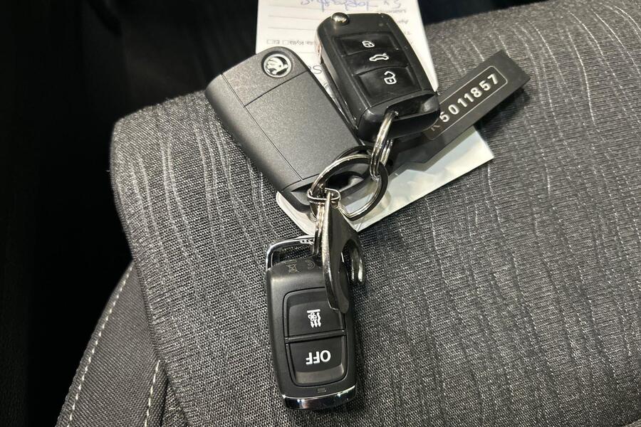 Skoda Karoq vaihtoauto