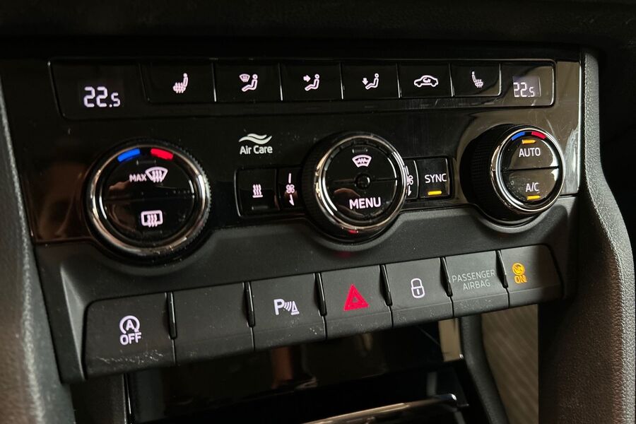 Skoda Karoq vaihtoauto