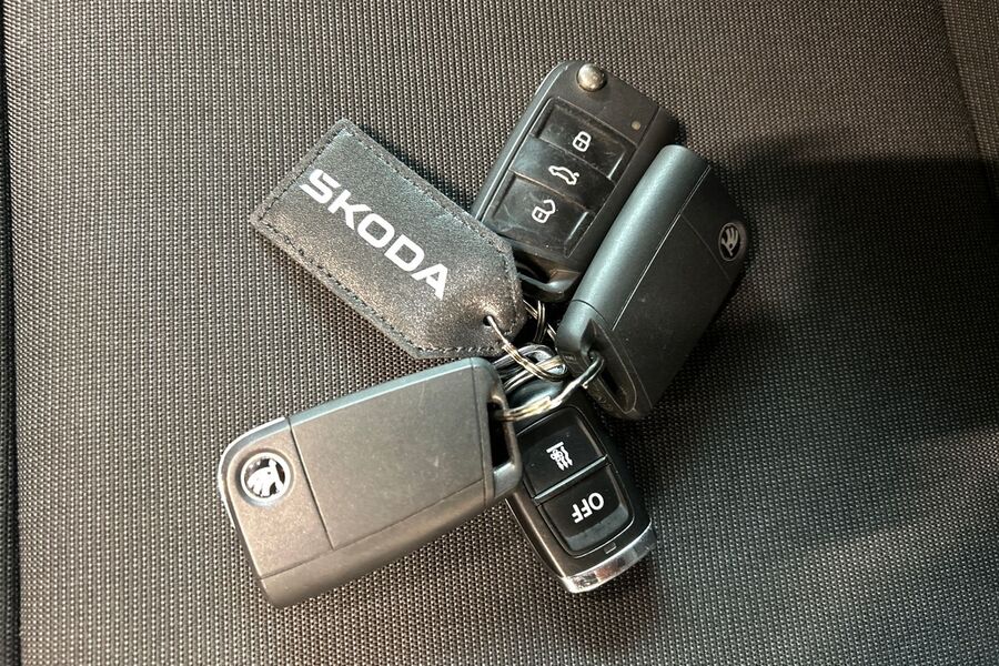 Skoda Karoq vaihtoauto