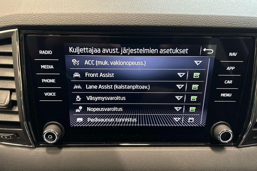 Skoda Karoq vaihtoauto