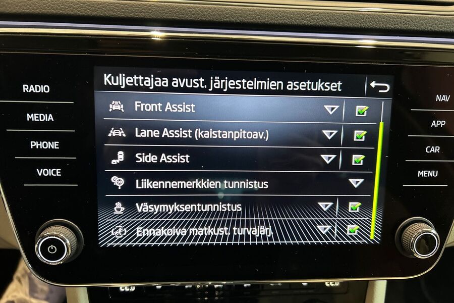 Skoda Superb vaihtoauto