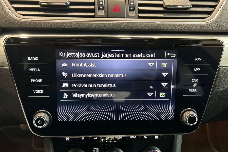 Skoda Superb vaihtoauto